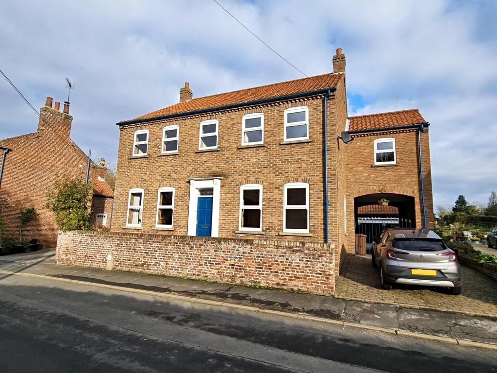Front Street, Lockington, Driffield 4 bed house £1,250 pcm (£288 pw)