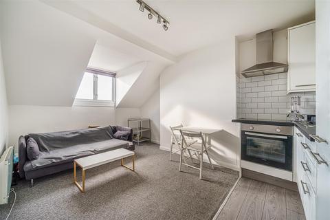 Flat 11, 6 Eldon Park, London, SE25 4JQ