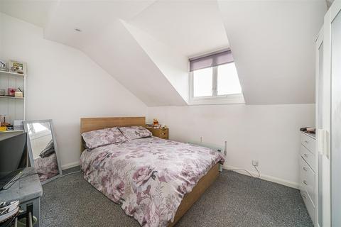 Flat 11, 6 Eldon Park, London, SE25 4JQ