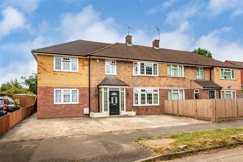 22 Brandsland, Reigate, RH2 7PA
