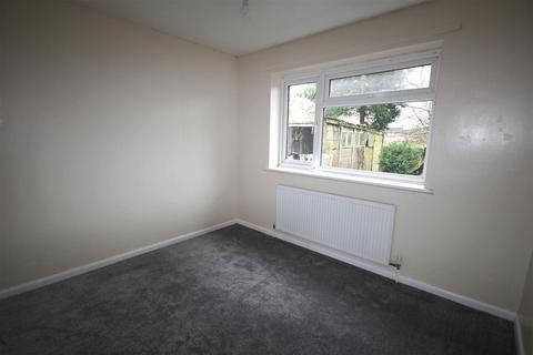 17 Hawfinch Road, Cheadle, Stoke-on-trent, ST10 1RX