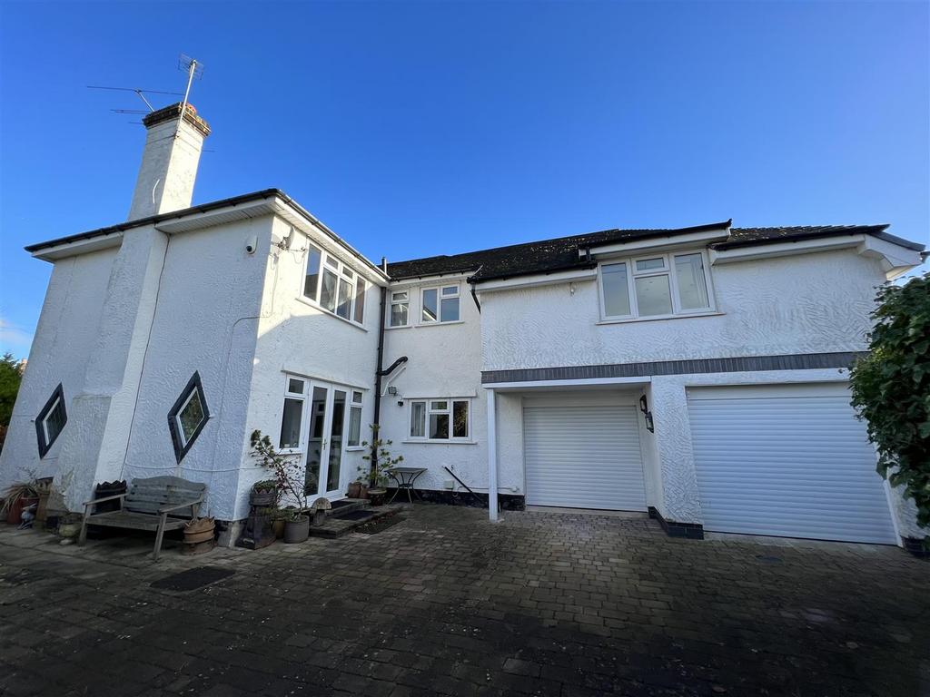 Whitehouse Lane, Heswall, Wirral 4 bed detached house for sale £399,950