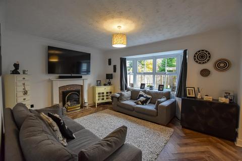 4 bedroom detached house for sale - Caister Avenue, Warndon Villages, Worcester
