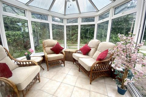 3 bedroom detached bungalow for sale - School Lane, Upper Poppleton, York, YO26 6JS