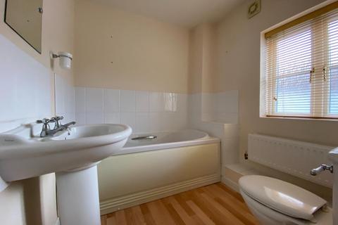 8 Barrie Close, Stratford-upon-avon, CV37 7JE