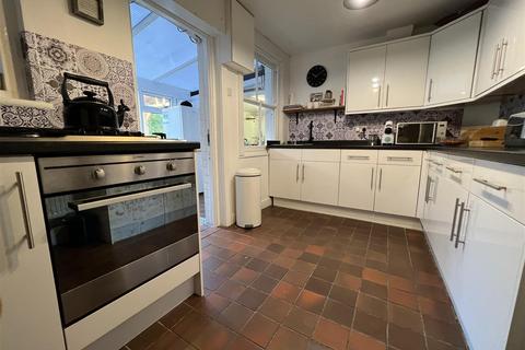 3 bedroom semi-detached house for sale - St. Martins Road, Gobowen, Oswestry