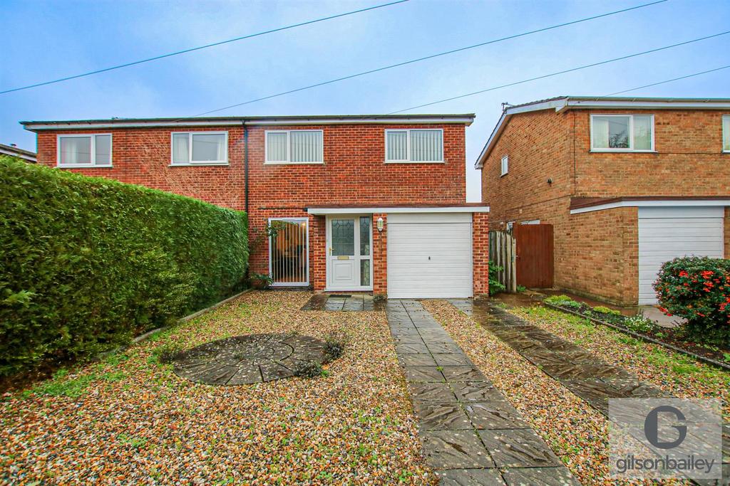 New Road, Hethersett, Norwich 3 bed semidetached house for sale £270,000