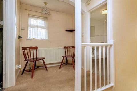 1 bedroom flat for sale - Western Avenue, Epping