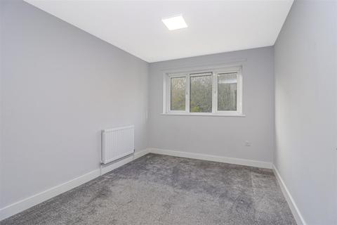 61 Red Willow, Harlow, CM19 5PB