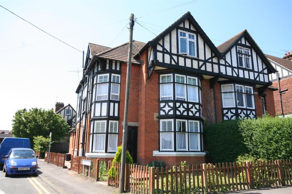 Albert Road Front.jpg.JPG
