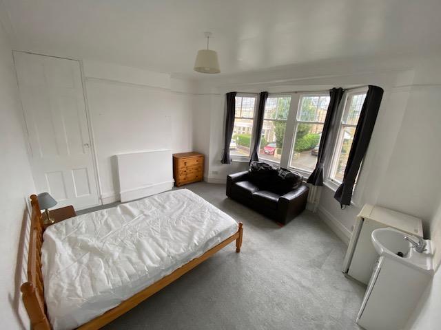 Room 3.jpg