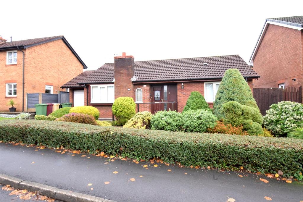 Cherwell Road, Westhoughton, Bolton 2 bed detached bungalow £300,000