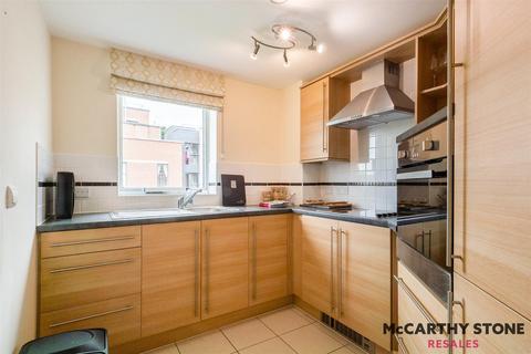 2 bedroom apartment for sale, Glenhills Court, Little Glen Road, Glen Parva, Leicester, LE2 9DH