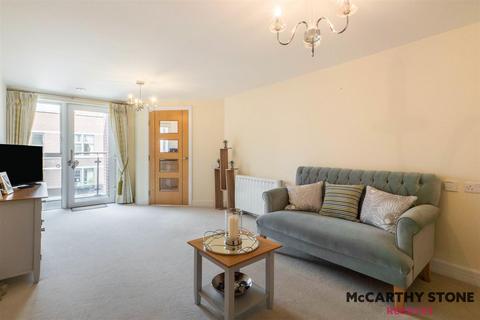 2 bedroom apartment for sale, Glenhills Court, Little Glen Road, Glen Parva, Leicester, LE2 9DH