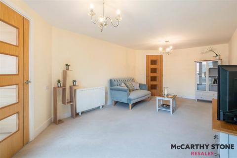 2 bedroom apartment for sale, Glenhills Court, Little Glen Road, Glen Parva, Leicester, LE2 9DH