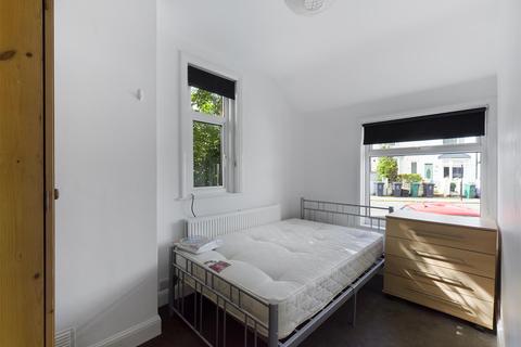2 bedroom flat to rent - Ladysmith Road, Brighton