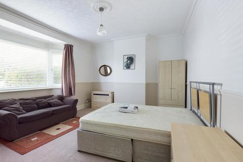 6 bedroom terraced house to rent - Widdicombe Way, Brighton