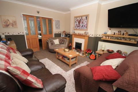 16 Kestrel Mount, Bradford, BD2 4EZ