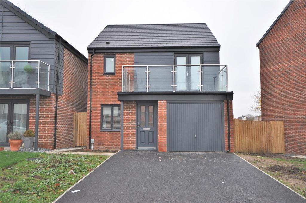 Germany Beck, Fulford, York 3 bed detached house to rent £950 pcm (£