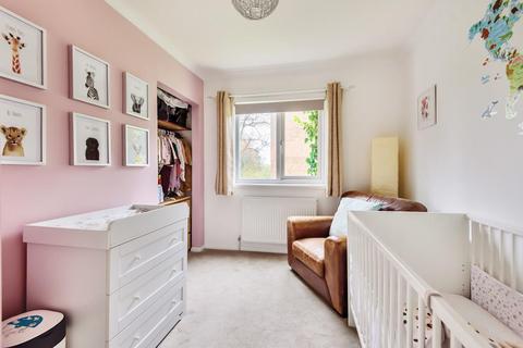 8 Hazelhurst, Beckenham, BR3 5TL