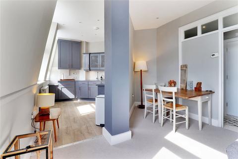 2 bedroom apartment for sale, Lizanne Court, 4-14 Mount Sion, Tunbridge Wells, Kent, TN1