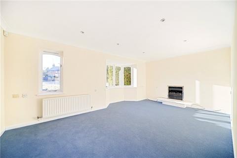 4 Garsdale Fold, Collingham, Wetherby, LS22 5LT