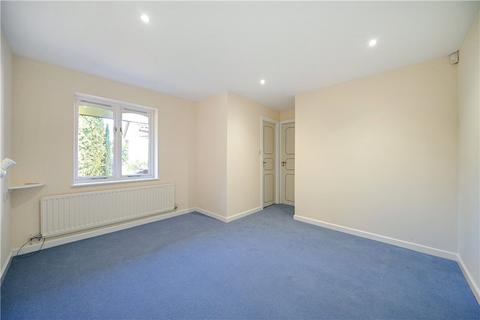 4 Garsdale Fold, Collingham, Wetherby, LS22 5LT