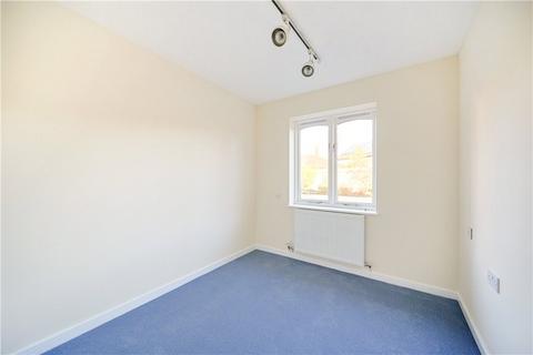 4 Garsdale Fold, Collingham, Wetherby, LS22 5LT