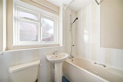 4 Garsdale Fold, Collingham, Wetherby, LS22 5LT