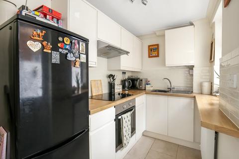 5 Fairview Road, Salisbury, SP1 1JX