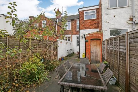 5 Fairview Road, Salisbury, SP1 1JX