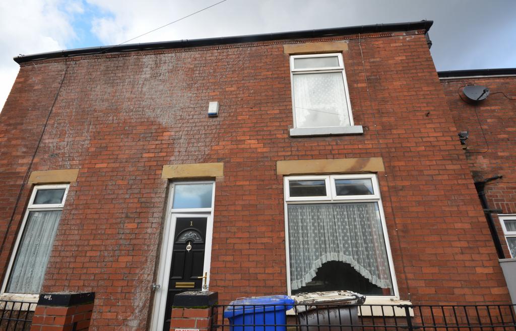 Dixon Street, Salford M6 3 bed terraced house for sale £160,000