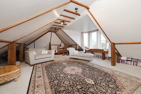 11 Buckstone Terrace, Edinburgh, EH10 6QA