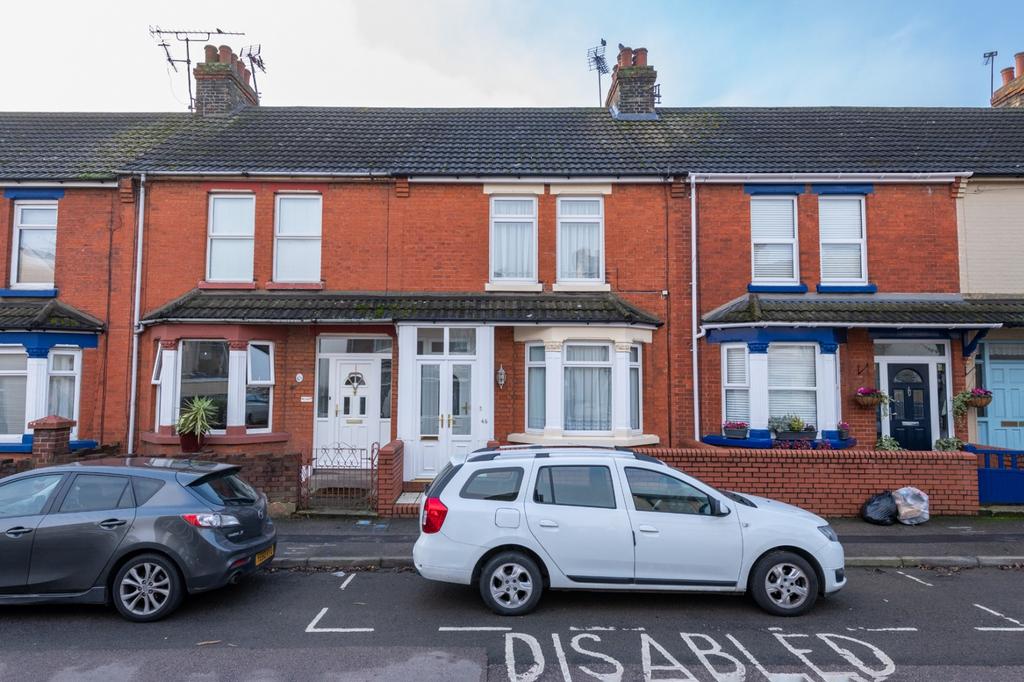 Junction Road, Gillingham 2 bed terraced house £260,000