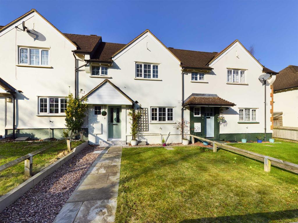 Lambe Road, Wendover 2 bed terraced house for sale £399,999