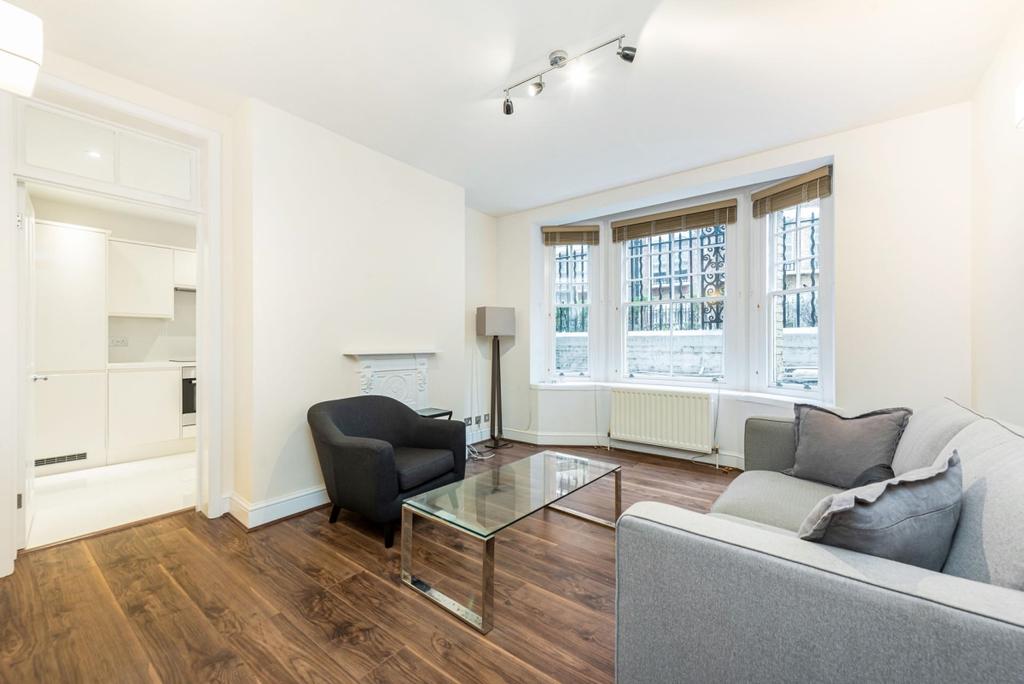 61 Walton Street, Chelsea SW3 1 bed flat - £2,600 pcm (£600 pw)