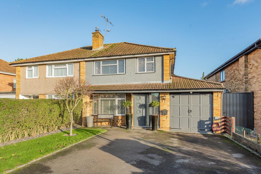 Nursery Road, Taplow, Maidenhead, SL6 3 bed semidetached house for