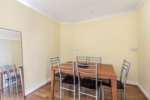 4 bedroom house to rent - Wolfe Crescent Surrey Quays SE16