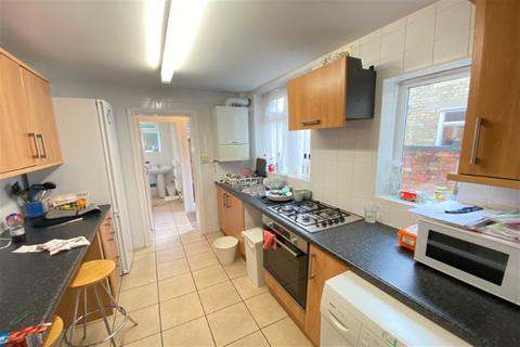 4 bedroom terraced house to rent, Magdalen Road, Cowley, Oxford, OX4