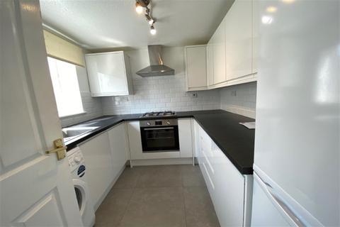 4 bedroom terraced house to rent, Ablett Close, Cowley, Oxford, OX4