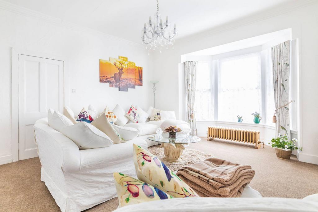 Donniemaud Farmhouse Cornhill, Banff, Aberdeenshire, AB45 2BD 5 bed