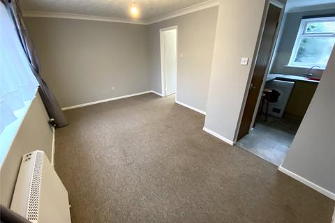 Studio to rent - Willow Drive, Ringwood, Hampshire, BH24