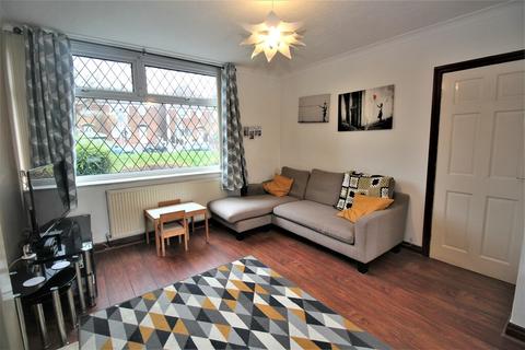 3 bedroom terraced house for sale - Peel Green Road, Eccles, Manchester