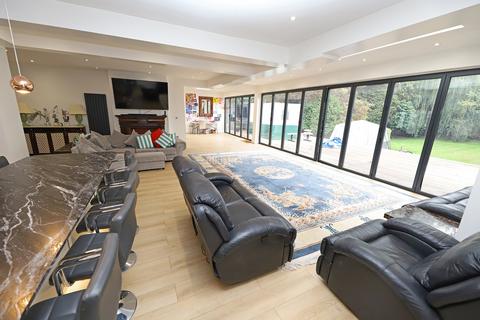 5 bedroom detached house for sale, Hampstead Garden Suburb N2