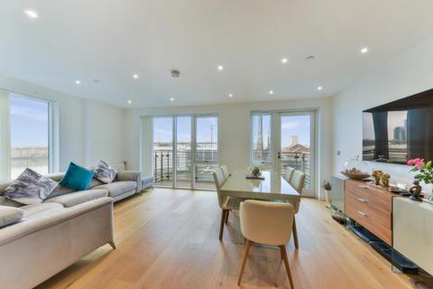 3 bedroom apartment to rent - Turnberry Quay, Canary Wharf, E14