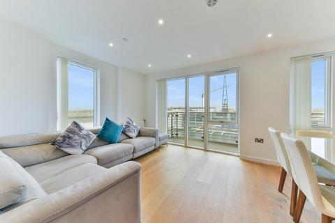 3 bedroom apartment to rent, Turnberry Quay, Canary Wharf, E14