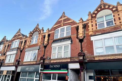 2 bedroom apartment for sale - Flat 2, 142A Seabourne Road, Bournemouth, Dorset, BH5 2HZ