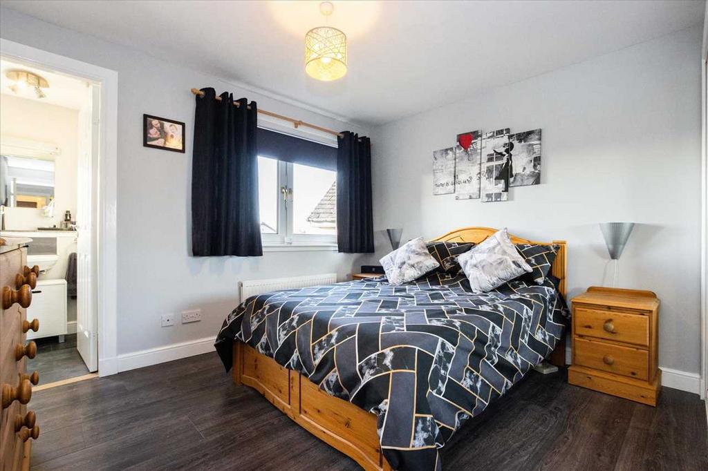 Bedroom One (1)