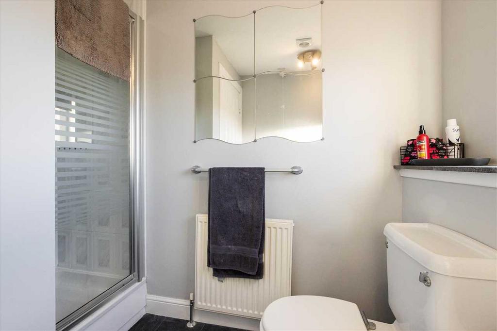 En-Suite (2)