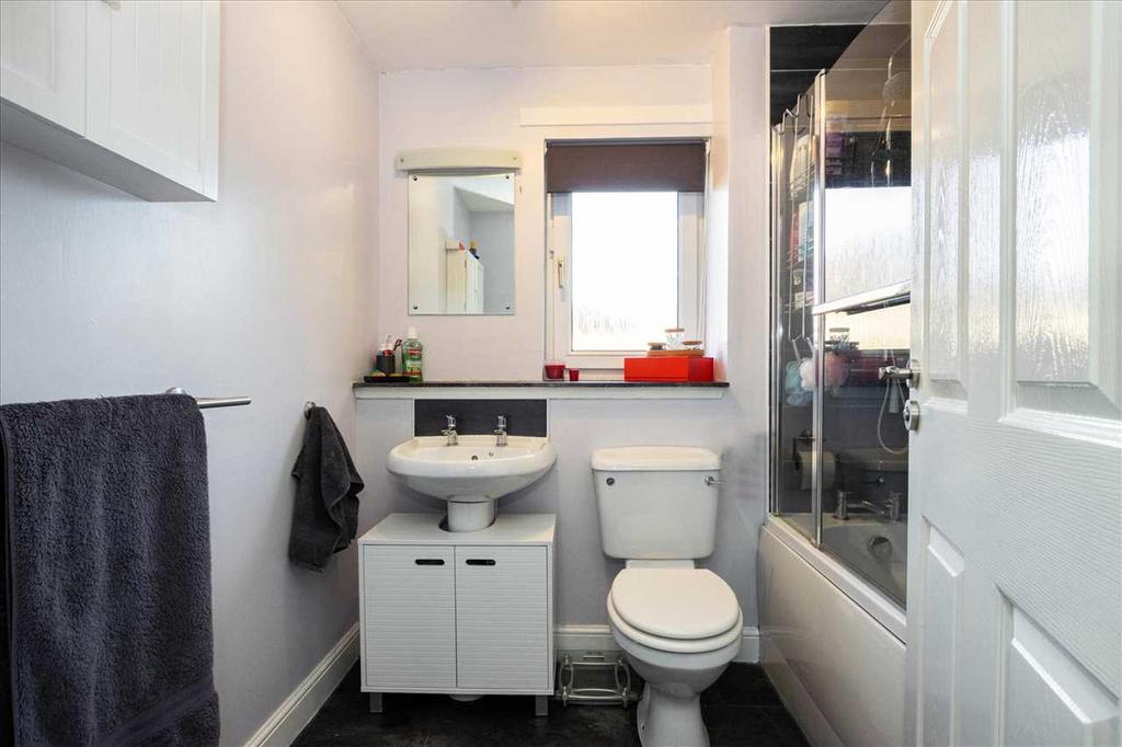 Bathroom (1)